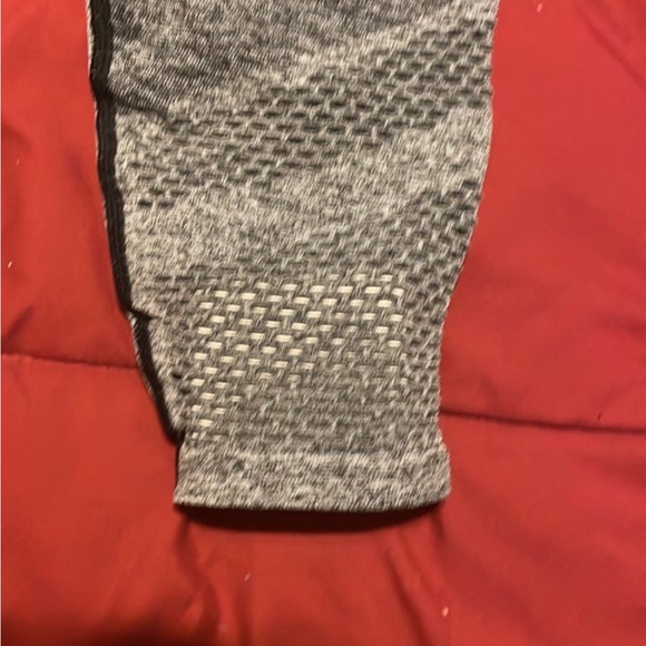 Victoria Secret Seamless Workout Tights - Picture 4 of 7